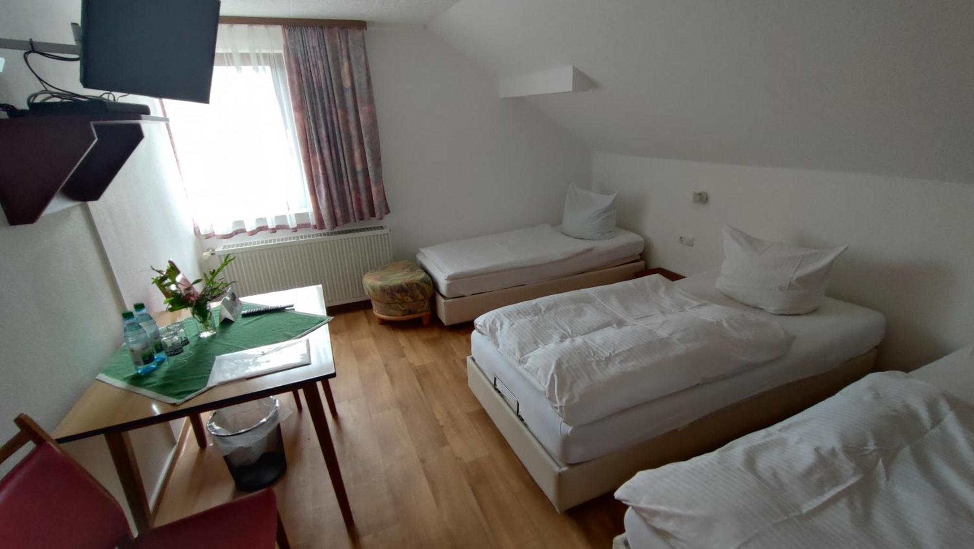 Cafe Pension Sonnenkanzel Штатсбад-Брюккенау Экстерьер фото