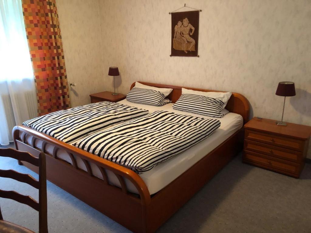 Cafe Pension Sonnenkanzel Штатсбад-Брюккенау Экстерьер фото